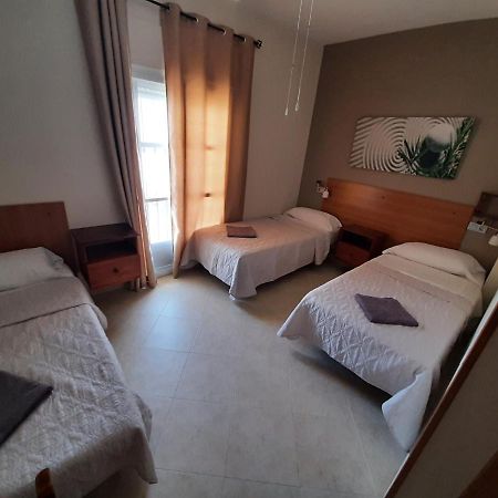 Sotel Valle Guadiaro Pueblo Nuevo de Guadiaro Bagian luar foto